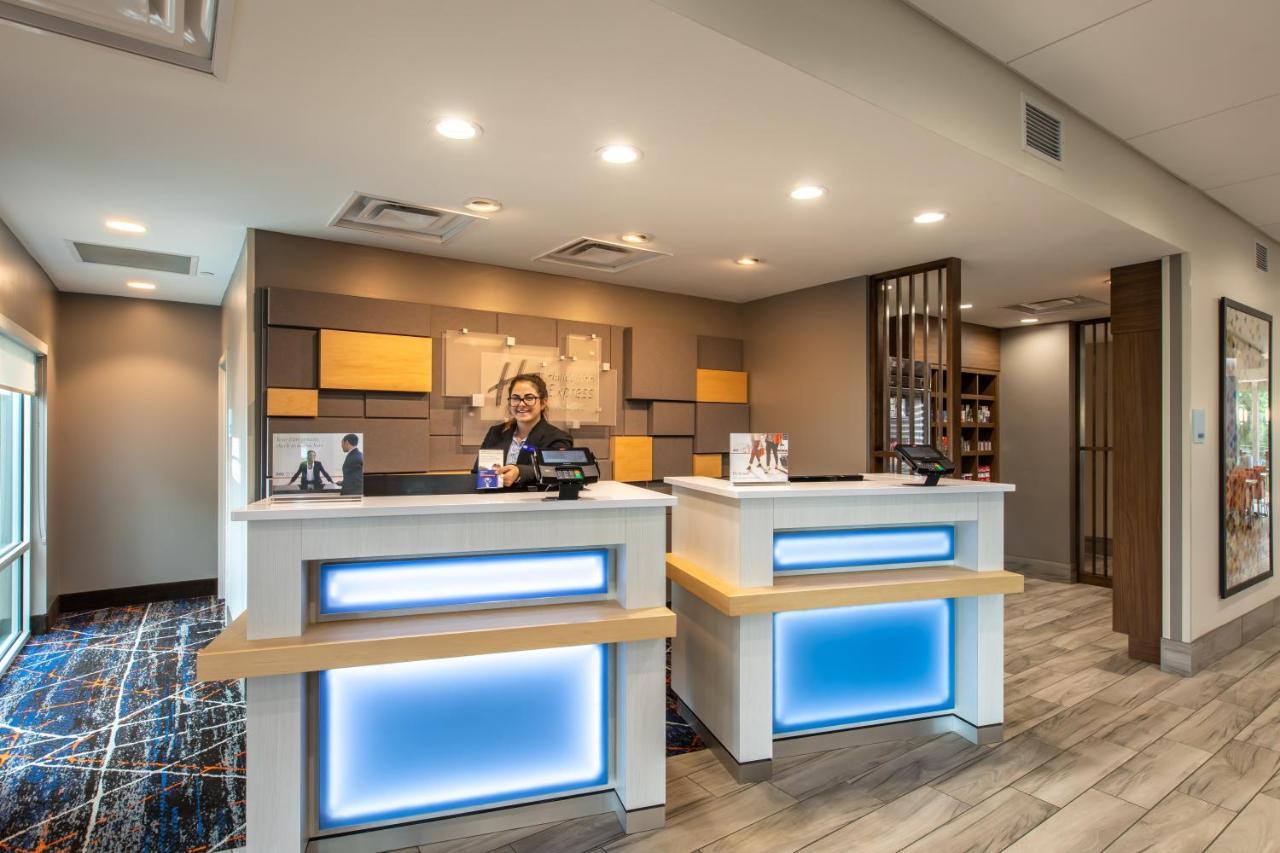 Holiday Inn Express & Suites Greenville S - Piedmont By Ihg Kültér fotó