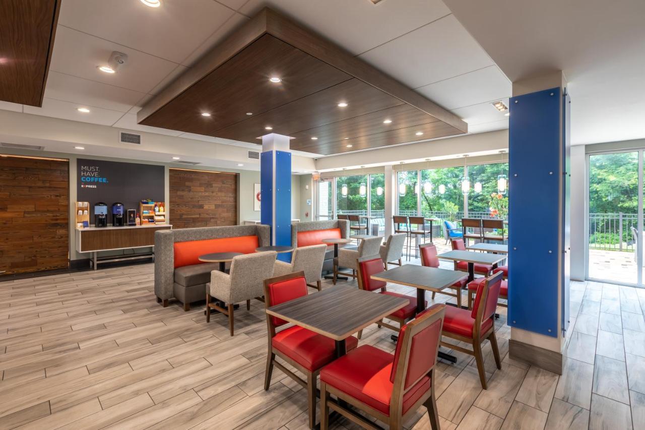 Holiday Inn Express & Suites Greenville S - Piedmont By Ihg Kültér fotó